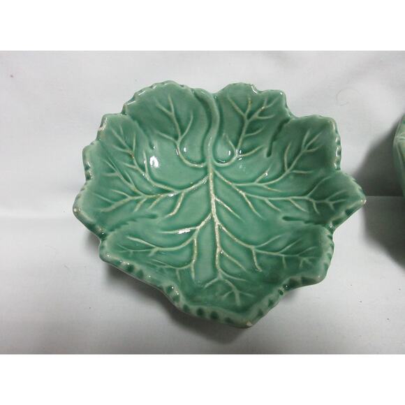 4 Ceramic Glazed Cabbage Leaf Condiment Bowls Jadite Green Made in Portugal - Picture 2 of 4